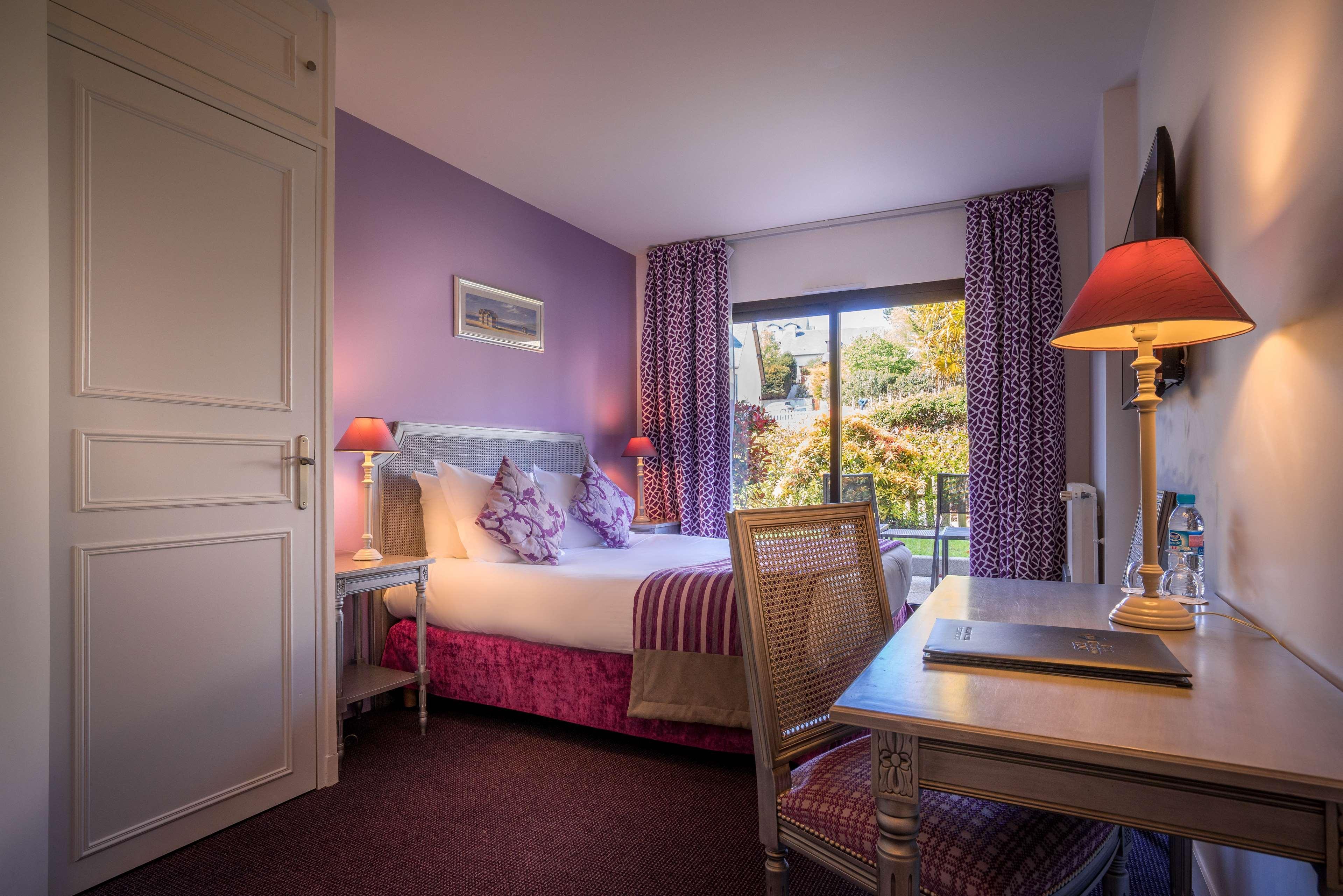 Best Western Plus Hostellerie Du Vallon Trouville-sur-Mer Bagian luar foto