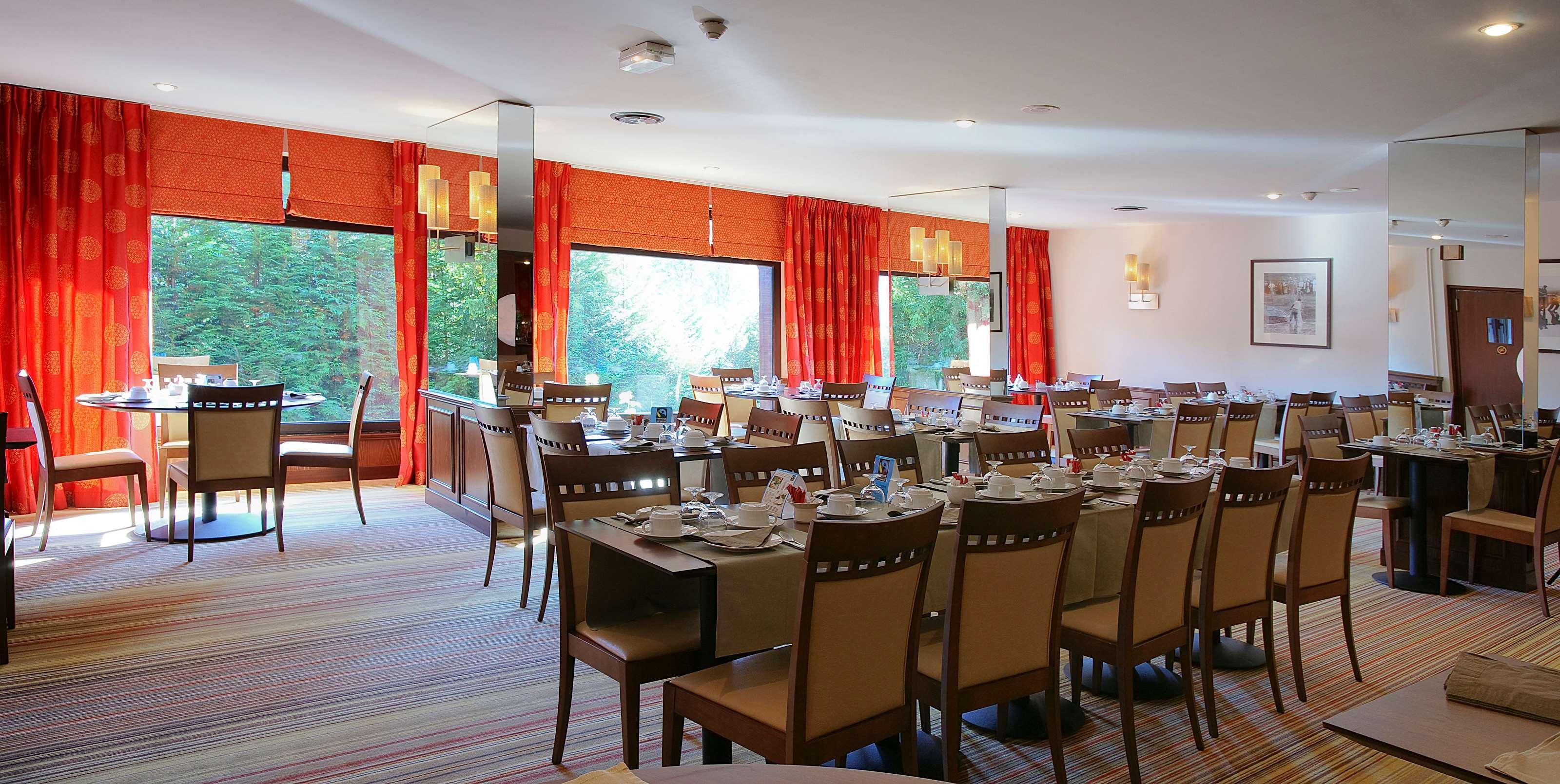 Best Western Plus Hostellerie Du Vallon Trouville-sur-Mer Restoran foto