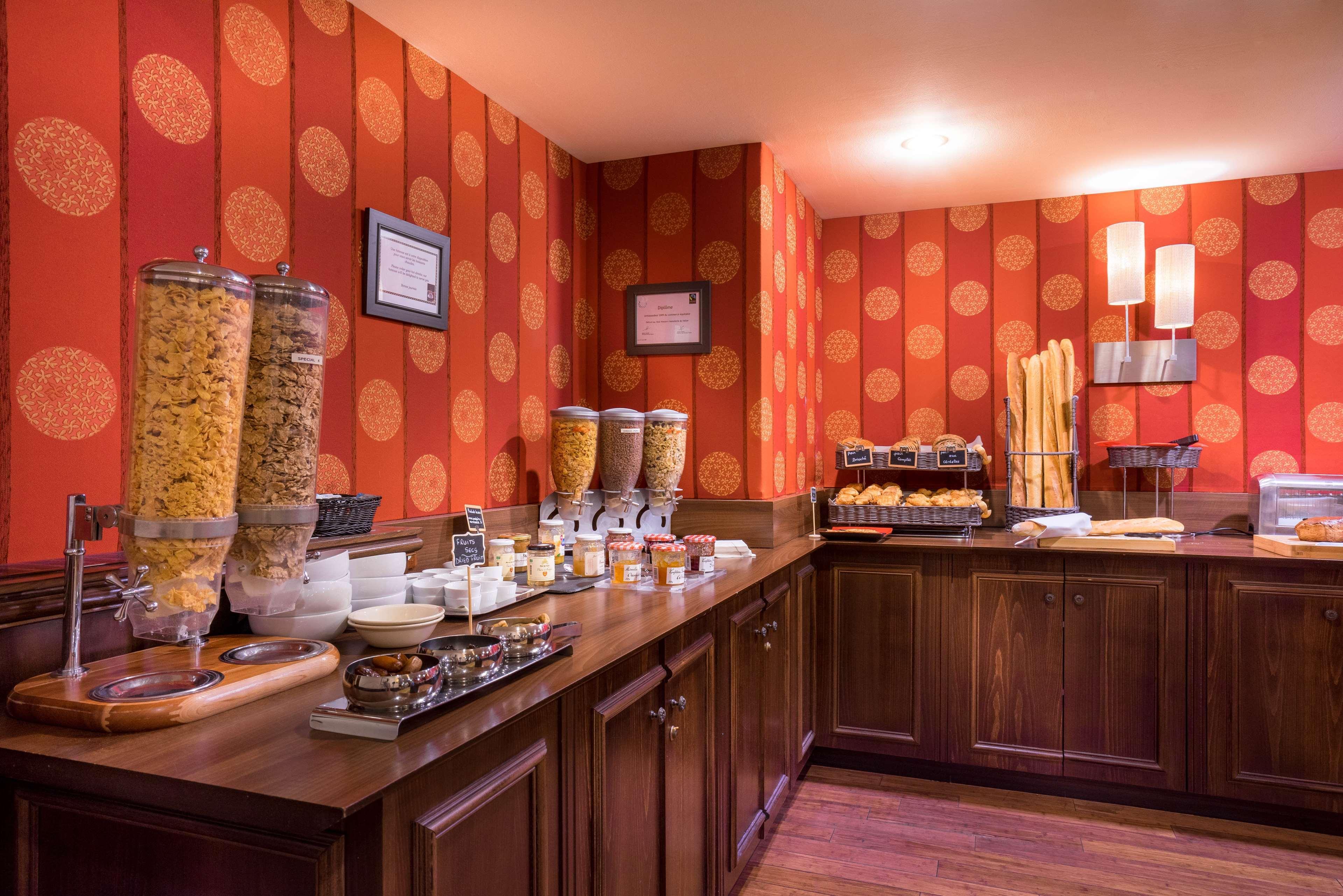 Best Western Plus Hostellerie Du Vallon Trouville-sur-Mer Bagian luar foto