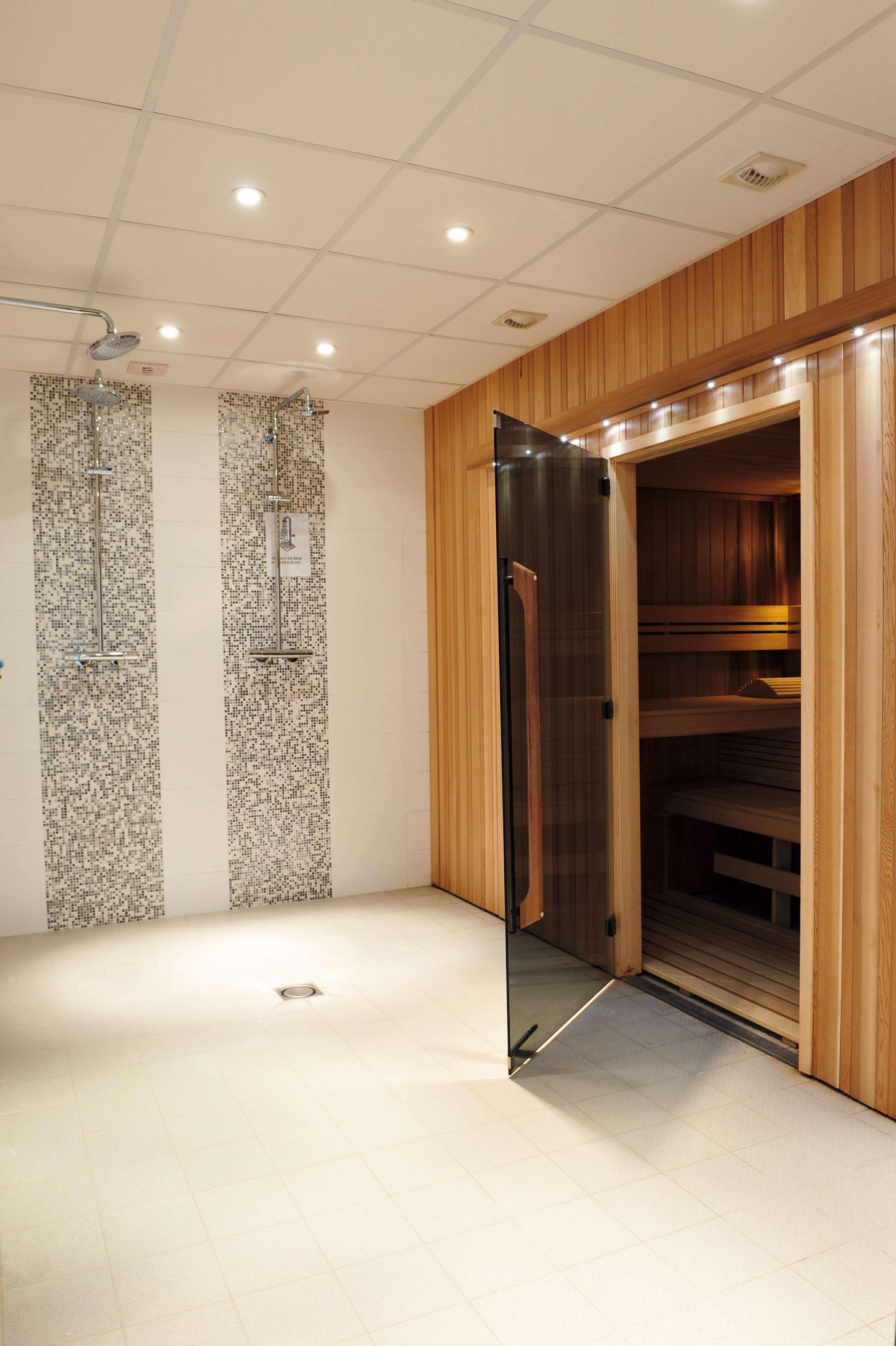 Best Western Plus Hostellerie Du Vallon Trouville-sur-Mer Bagian luar foto