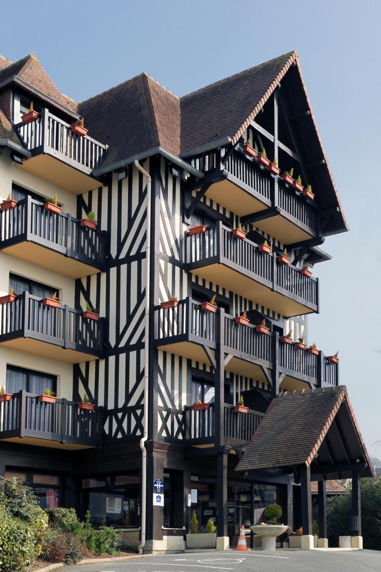 Best Western Plus Hostellerie Du Vallon Trouville-sur-Mer Bagian luar foto